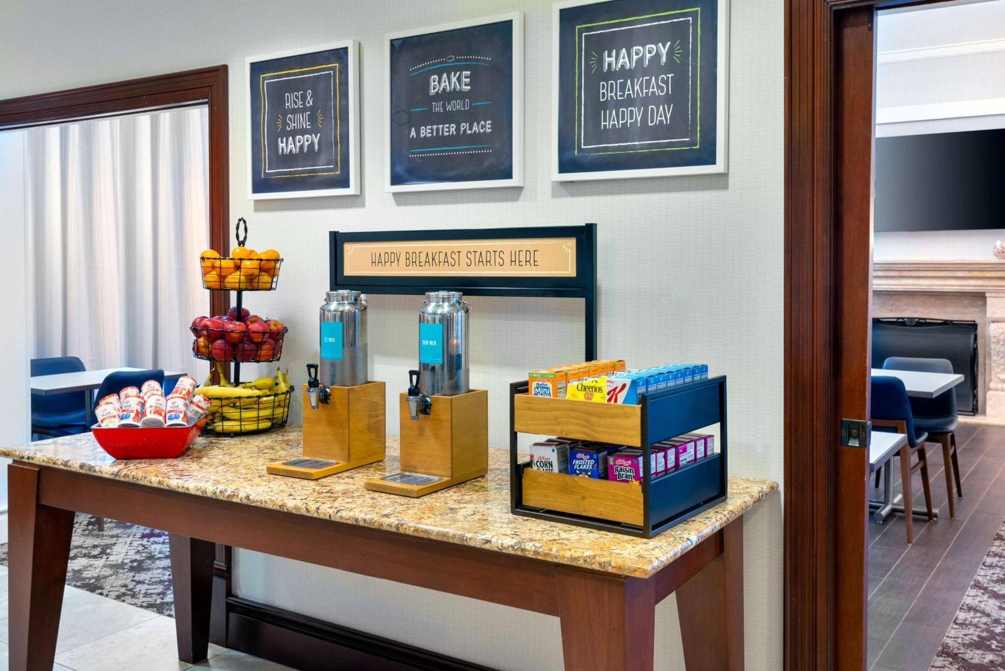 Hampton Inn And Suites Hartford/Farmington Eksteriør bilde